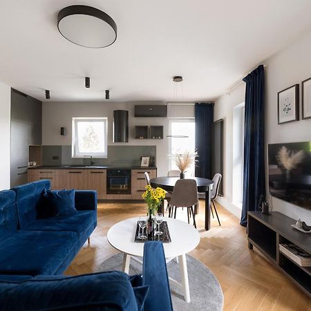 Unique Apartment With Parking ทอรูน ภายนอก รูปภาพ